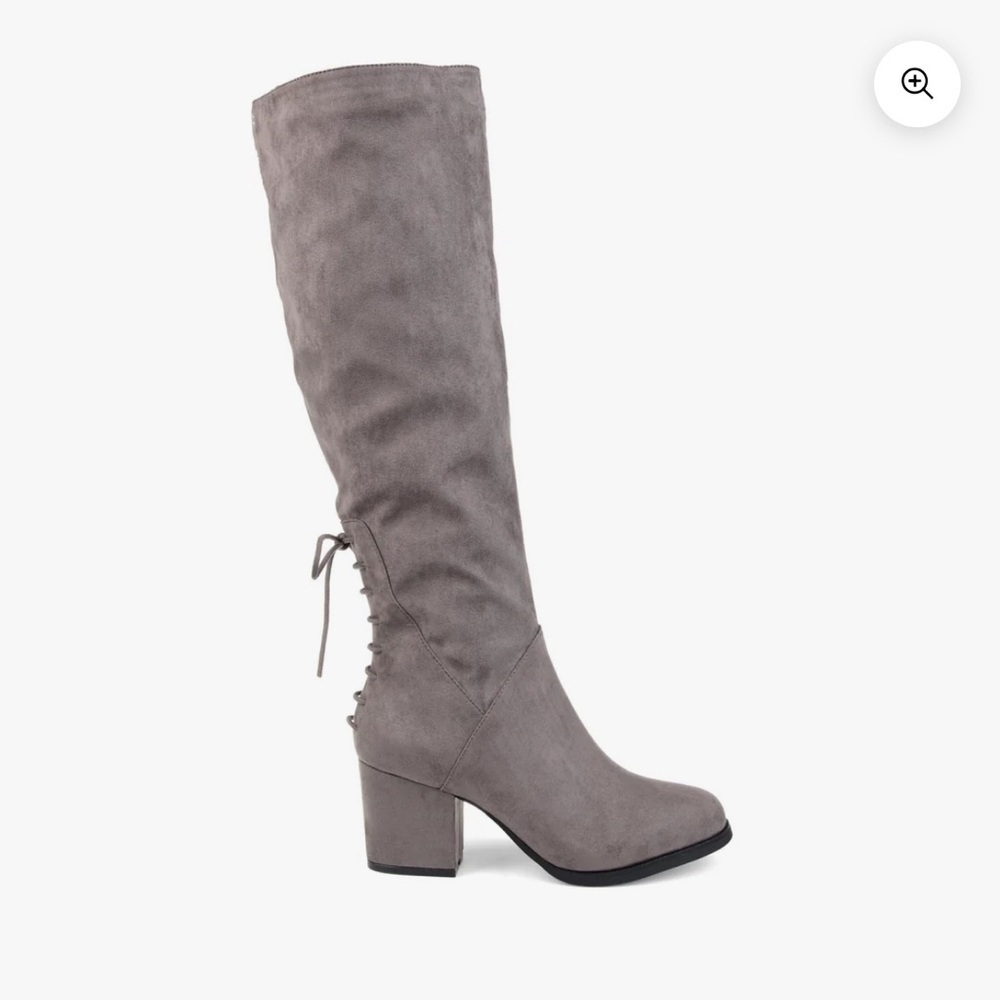 NWOT Journee Collection Grey Heeled Suede Boots, size 10XWC